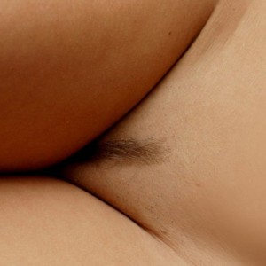Diddy shows off her tiny little landing strip