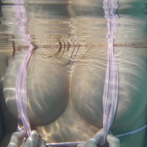 Kate underwater!